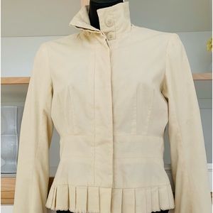 Diane VonFurstenberg light fitted jacket Size 2